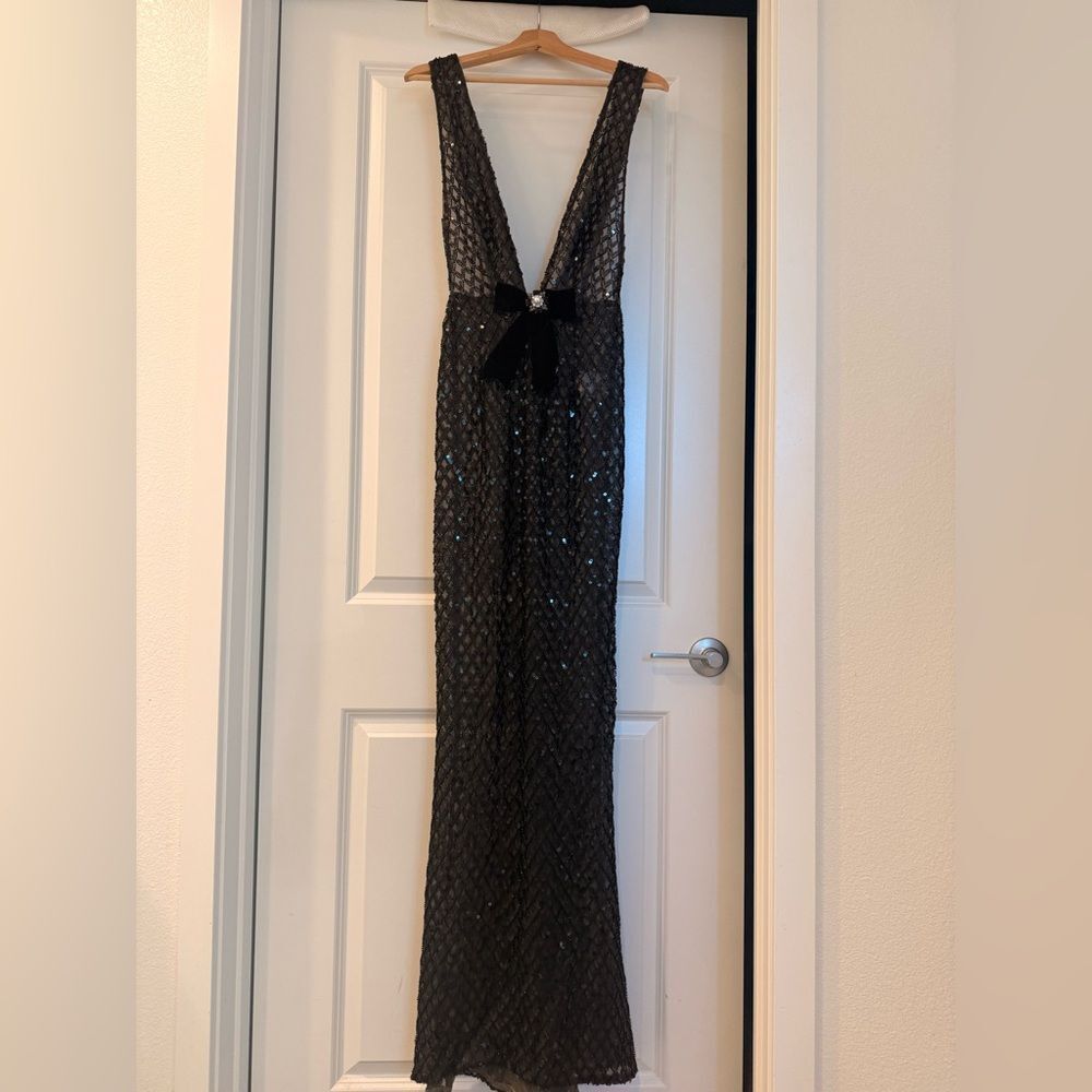 NWOT BRONX AND BANCO Liora Maxi Dress, Elegant Black Sequin Gown, wedding guest - Picture 8 of 16